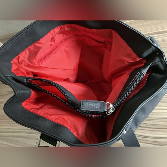 VERSACE Parfums Black & Red Tote Shoulder Bag - Picture 4 of 7